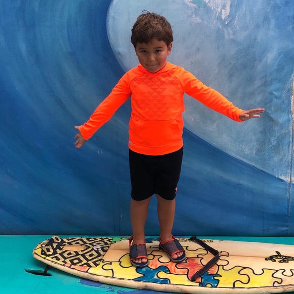 Profile Picture of John Doukas (@dtiger82) on Poshmark