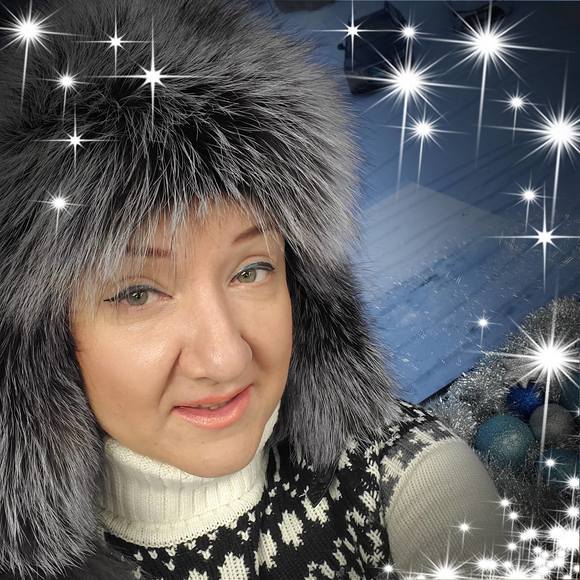 Profile Picture of Karina Malamud (@karinamalamud) on Poshmark