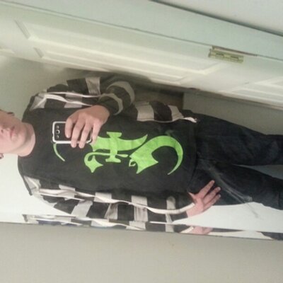 Zach Foley - Twitter Profile Picture of Zach Foley (@xXzachATTACKXx) on Twitter