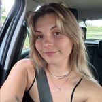 Profile Picture of Li (@lisa.mallet) on Instagram