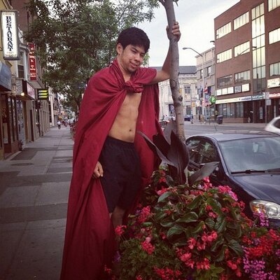 Profile Picture of Eugene Schwartz (@AlinasDolphin) on Twitter