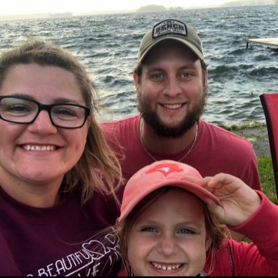 Profile Picture of Nicole Monk (@nicolemonkk) on Twitter