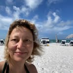 Profile Picture of Caline Montfort (@Calinemontfort) on Facebook