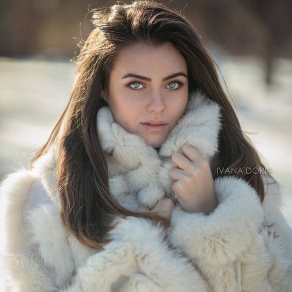 Profile Picture of Bailey Donahue (@badonahue3) on Poshmark