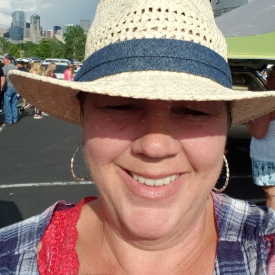 Profile Picture of Cindy Slick (@Cindyslick1) on Twitter