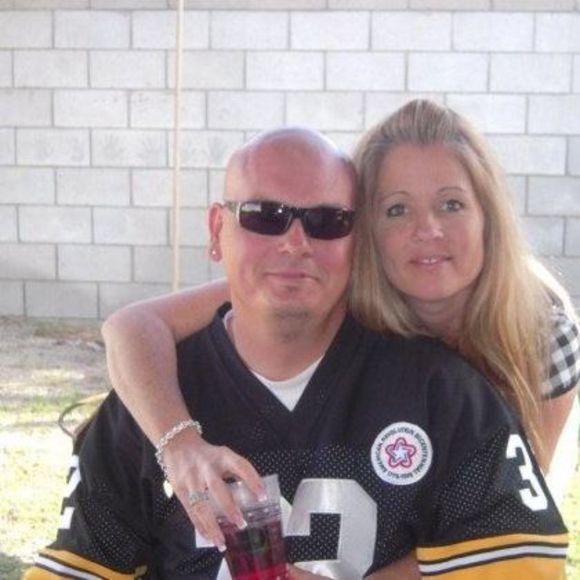 Profile Picture of Richard Vasquez (@rjvasquez73) on Poshmark