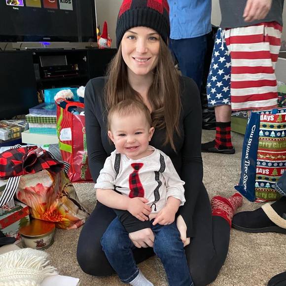 Profile Picture of Raina Baratono dust (@rains04) on Poshmark