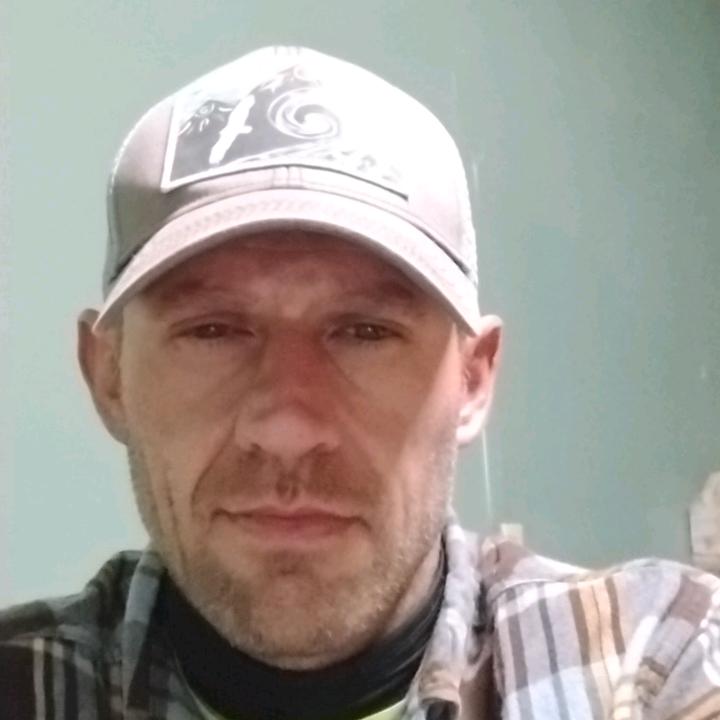Profile Picture of Robert Spradlin (@robert.spradlin5) on Tiktok