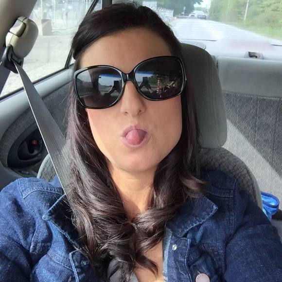 Profile Picture of Shannon Jackman (@sjackman) on Poshmark