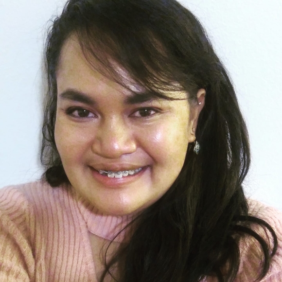 Profile Picture of Paul angelica rose Schackow (@aschackow) on Poshmark