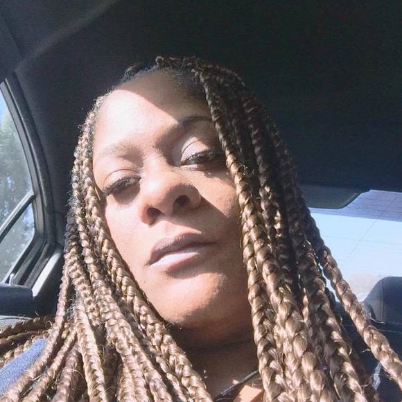 Shauntee Williams-whitfield - Poshmark Profile Picture of Shauntee Williams-whitfield (@shaunteew) on Poshmark