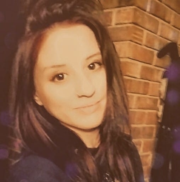 Bryttny Tucker - Poshmark Profile Picture of Bryttny Tucker (@btucker0911) on Poshmark