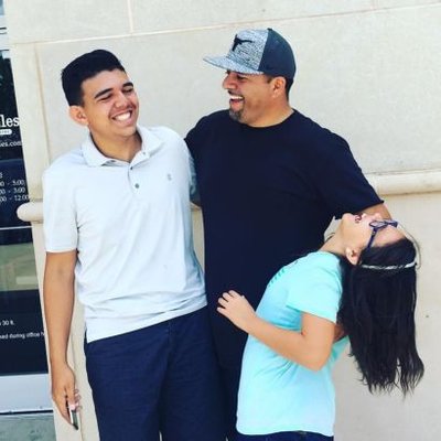 Profile Picture of Cesar Ruiz (@cesarruiz512) on Twitter