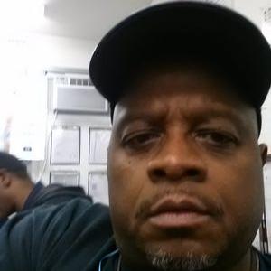 Profile Picture of Jerome Robertson (@b6ce36bdad394e6) on Twitter