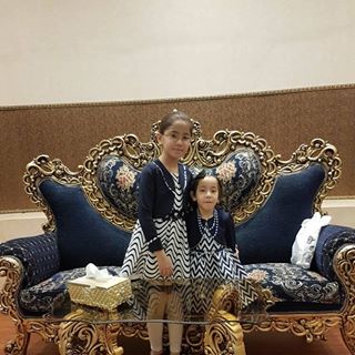 Profile Picture of Mariyam Alizadeh (@mariyam.alizadeh) on Facebook