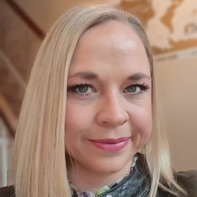 Profile Picture of Clare Ellis (@clareellis1) on Twitter