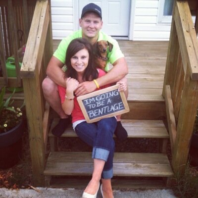 Profile Picture of Mandy (@@ClayCopesMandy) on Twitter
