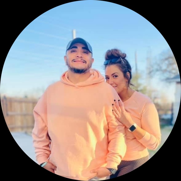 Profile Picture of Benjamineric Hernandez (@texasmade198137) on Poshmark