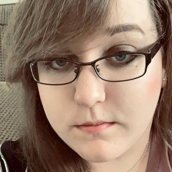 Profile Picture of Maddie Chaussee (@raxacori) on Poshmark