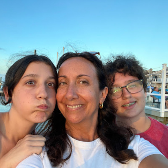 Profile Picture of Lucia Grillo (@luciagrillo) on Poshmark