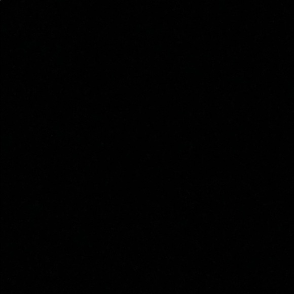 Profile Picture of Chloe Baaklini (@chloe_baaklini) on Poshmark