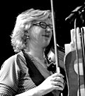 Profile Picture of Mary Oliver (violinist)on Wikipedia