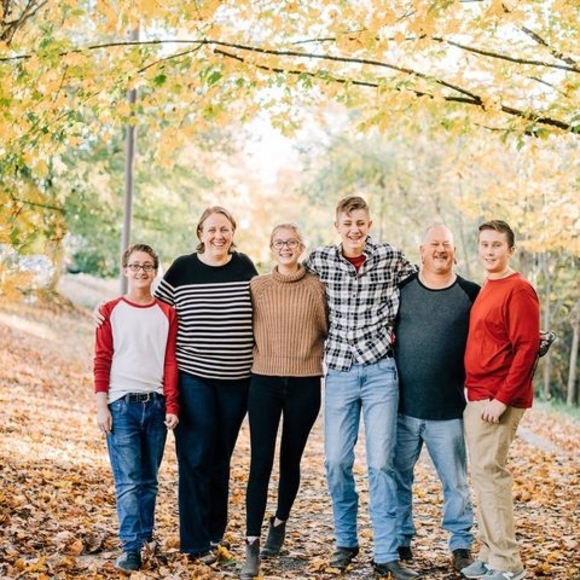 Profile Picture of Adam Angel (@adam128) on Poshmark