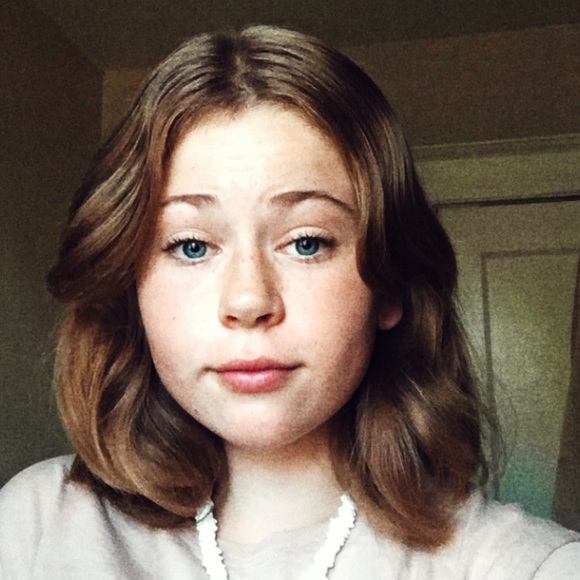 Profile Picture of Maddie Sankey (@maddie_sankey) on Poshmark