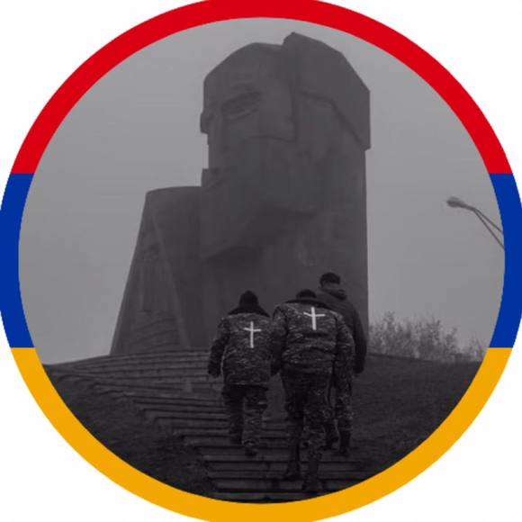 Profile Picture of Melinda Ohanian (@melindaohanian) on Poshmark