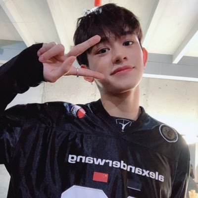 Profile Picture of Heather (@lua10161) on Twitter