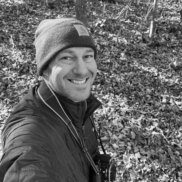 Profile Picture of Daniel Hanon (@danielhanon) on Poshmark