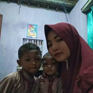 Kenzie Brindel - Facebook Profile Picture of Kenzie Brindel (@kenzie.brindel) on Facebook