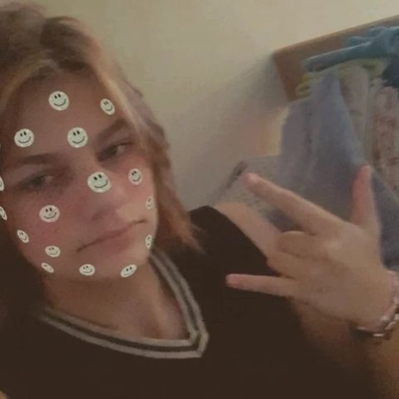 Profile Picture of Alex Cyr (@alexcyr201) on Poshmark