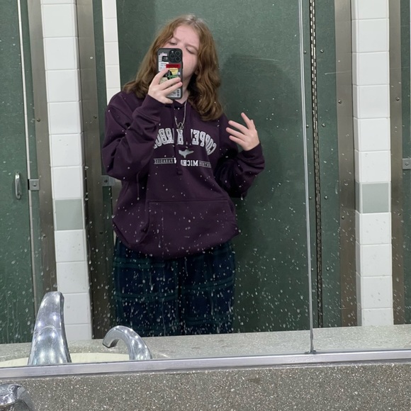 Profile Picture of Lillian Haapala (@lillianhaapala) on Poshmark