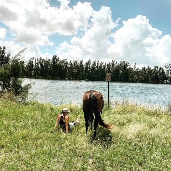 Profile Picture of Kayla Mascetti (@kaylaboo1209) on Poshmark