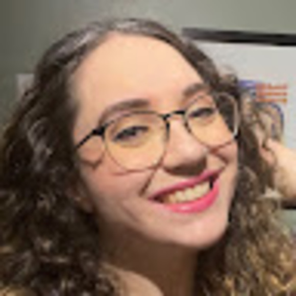 Profile Picture of Victoria Branco (@v_branco) on Poshmark