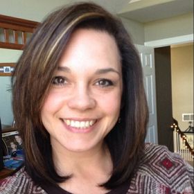 Profile Picture of Stephanie Turner (@stephknee) on Pinterest