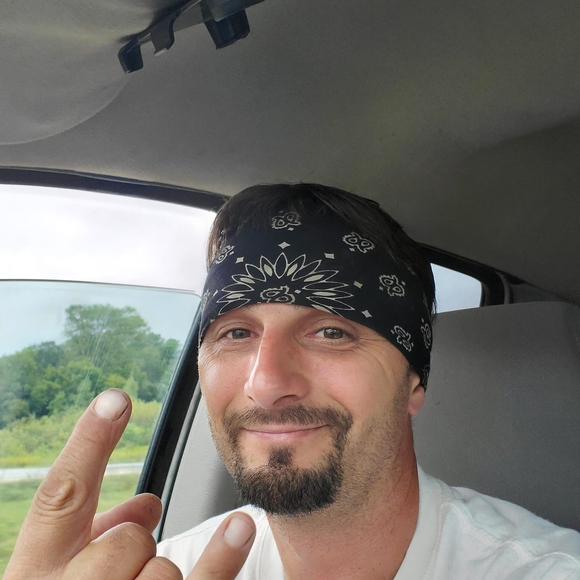 Profile Picture of Jason Conrad (@22goodwrench24) on Poshmark