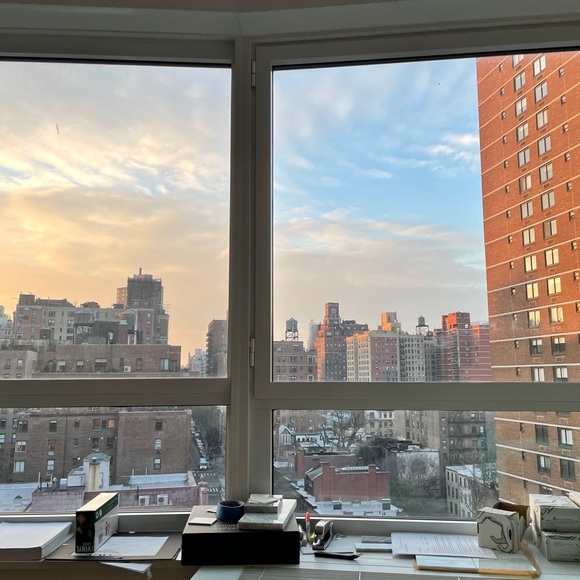 Profile Picture of Alex Taveras (@atav202021) on Poshmark