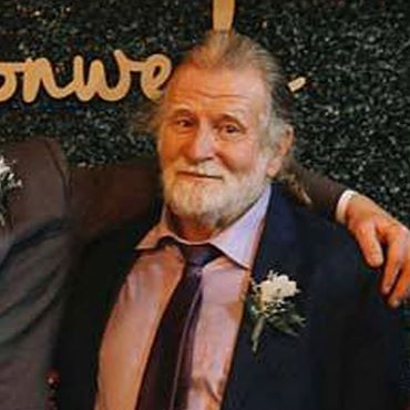 Profile Picture of Dr. Robert J. Newton (@Theta4ia) on Twitter