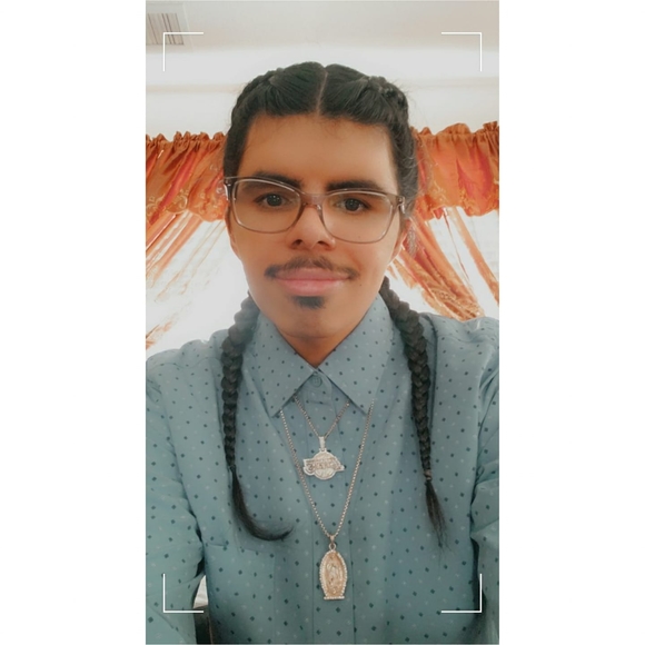 Profile Picture of Bryan Nava (@bryannava220) on Poshmark