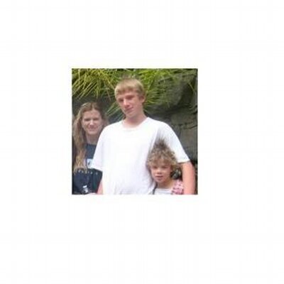 Profile Picture of James Salzman (@AwesomexxJames) on Twitter