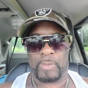 Profile Picture of cliffordschultz (@cliffordschultz) on Tiktok
