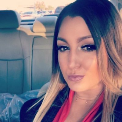 Profile Picture of Sandy Hicks (@sandyhi63631909) on Twitter