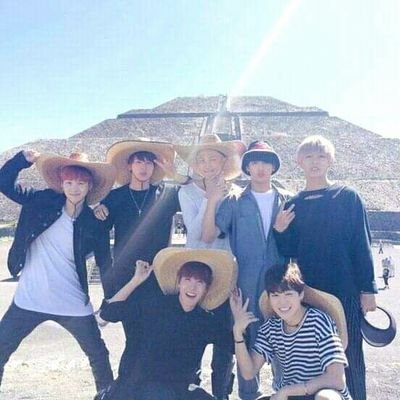 Profile Picture of Cassandra KimJungMinParkJeon (@rhanie_kim) on Twitter