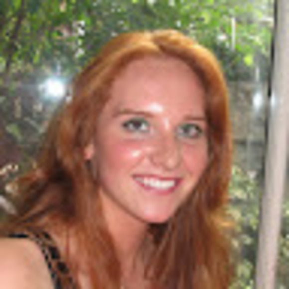 Profile Picture of Lilia Stefaniwsky (@elegantlillies) on Poshmark