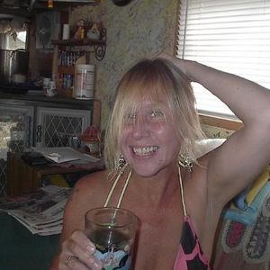 Profile Picture of Gayle Hershiser Adkins (@littlegirlgayle) on Myspace