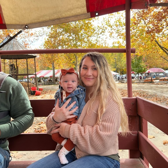 Profile Picture of Jamie Boyce (@_yungj) on Poshmark