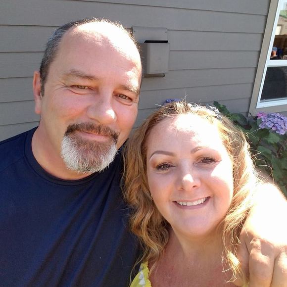 Profile Picture of Scott Vavra (@vavrascott) on Poshmark