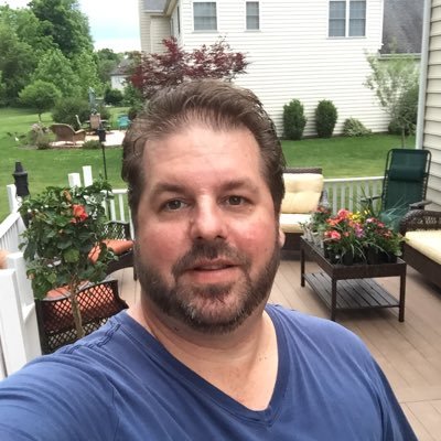 Profile Picture of J3ff (@jeff_sharratt) on Twitter